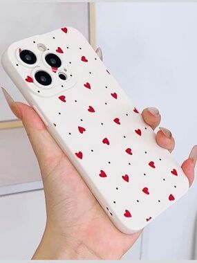 iPhone 16 Pro Max | Heart Print Silicone Case